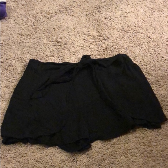 shorts - Picture 2 of 4